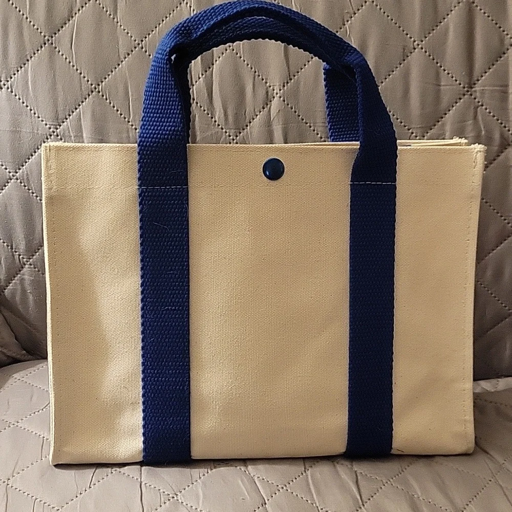 Augustinus Bader Canvas bag. New without tags.